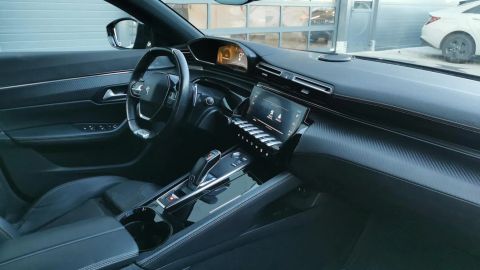 Car image 24