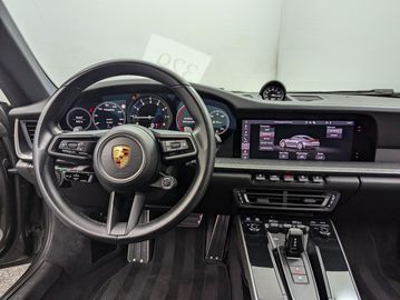 Car image 26