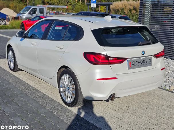 BMW 118i Sport Line 100 kW image number 5