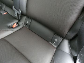 Car image 41