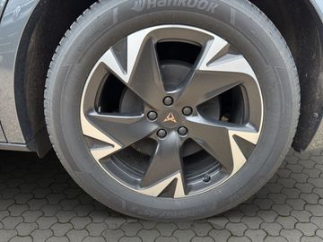 Car image 29