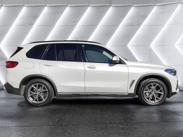 BMW X5 xDrive30d 196 kW image number 4