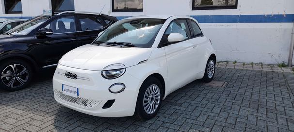 Fiat 500 e Action 70 kW image number 1