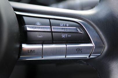 Car image 37