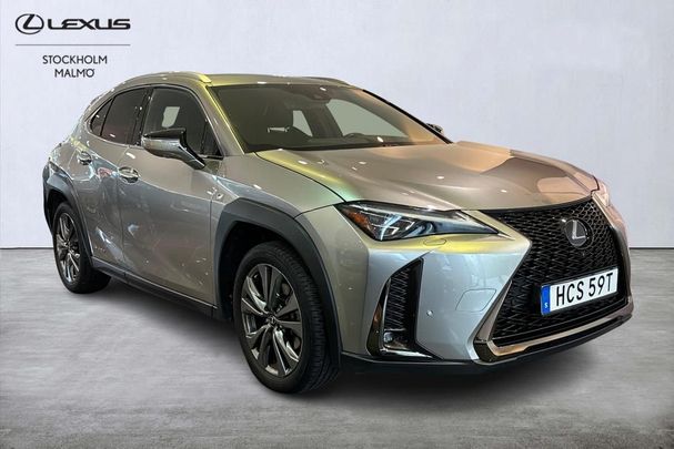 Lexus UX 250h F Sport E-FOUR 138 kW image number 2