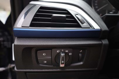 Car image 36