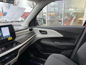 Car image 27