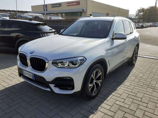 BMW X3 xDrive20d Advantage 140 kW image number 1