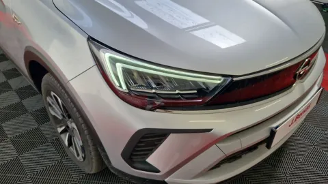 Car image 30