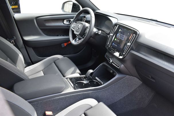 Volvo XC40 Extended Range Ultimate 185 kW image number 34