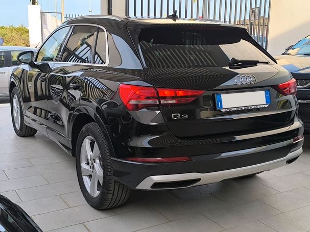 Audi Q3 35 TDI S tronic Advanced Business 110 kW image number 5