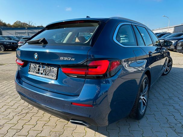 BMW 530 Touring xDrive 215 kW image number 4