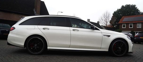 Mercedes-Benz E 63 AMG S 4Matic Estate 450 kW image number 18