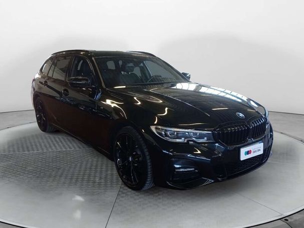 BMW 320d Touring xDrive 140 kW image number 2