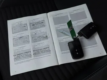Car image 23