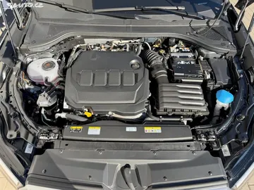 Car image 48