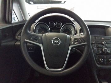 Car image 12