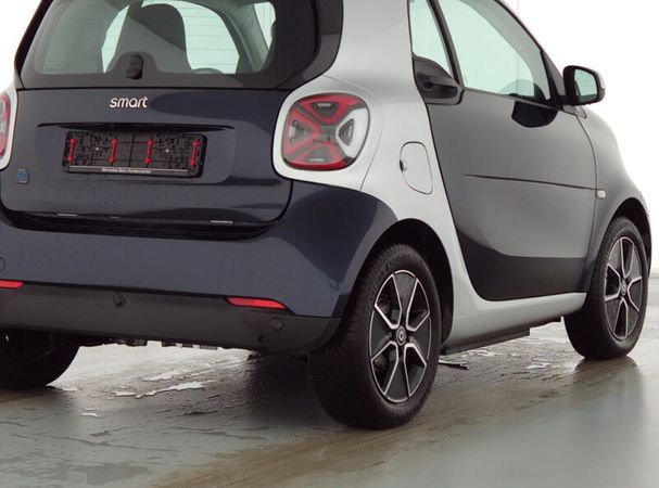 Smart ForTwo coupe EQ 60 kW image number 3