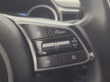 Car image 45