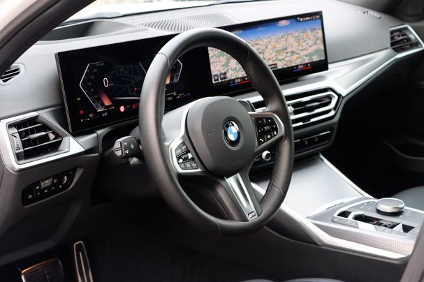 BMW 320i xDrive 135 kW image number 18