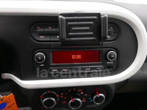 Renault Twingo TCe 68 kW image number 12