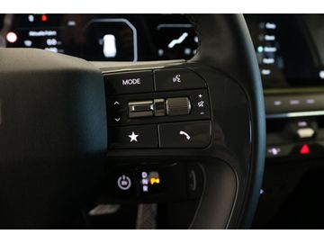 Car image 32