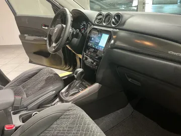 Car image 20