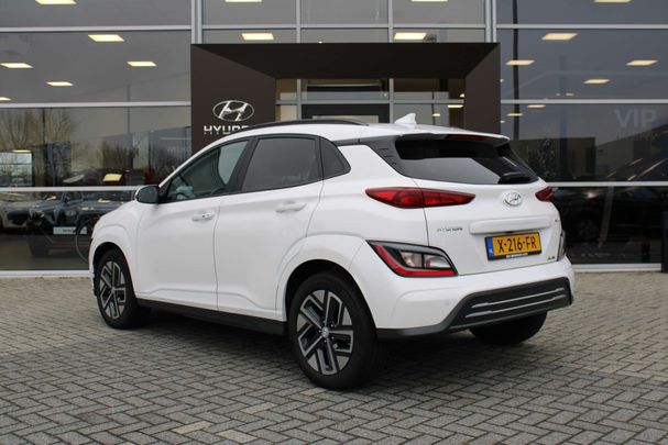 Hyundai Kona EV 150 kW image number 2