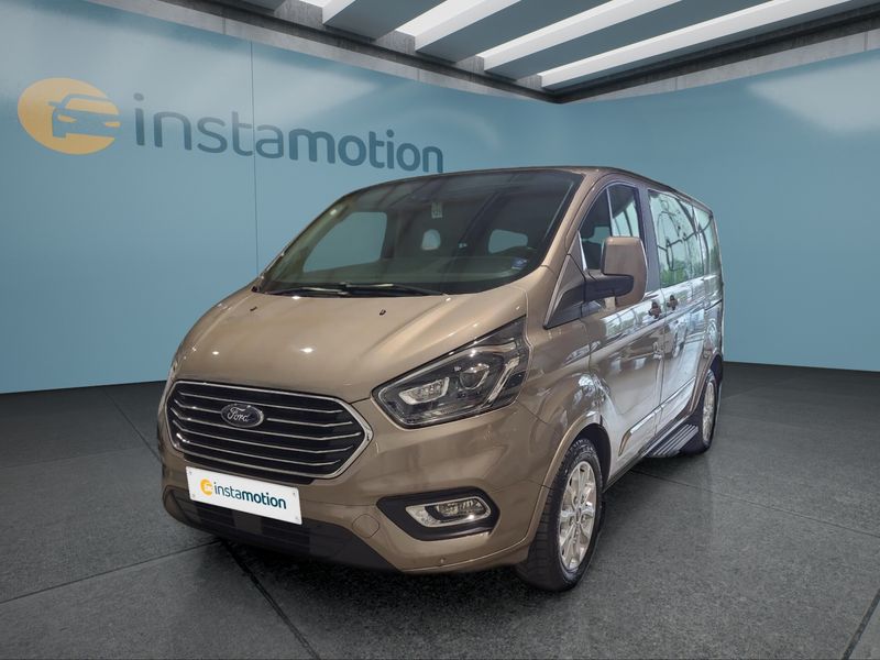 Ford Tourneo Custom 320