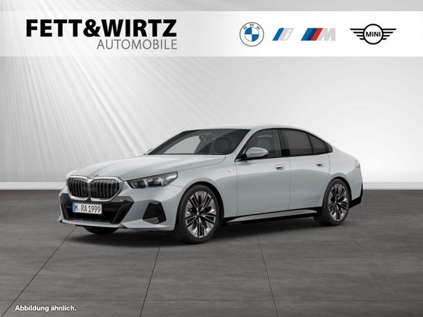 BMW 520i 140 kW image number 1