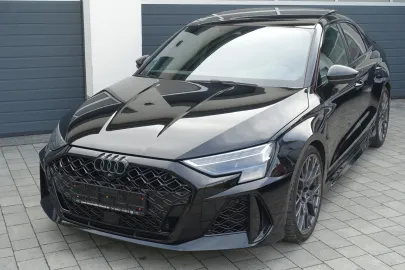 Car image 31