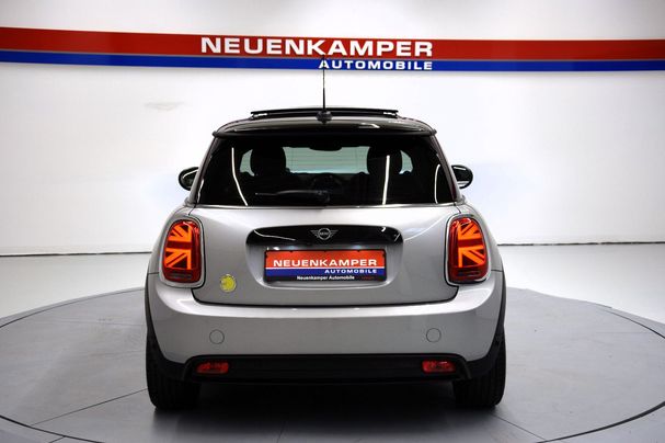 Mini Cooper SE Mini Yours Trim Premium 135 kW image number 4