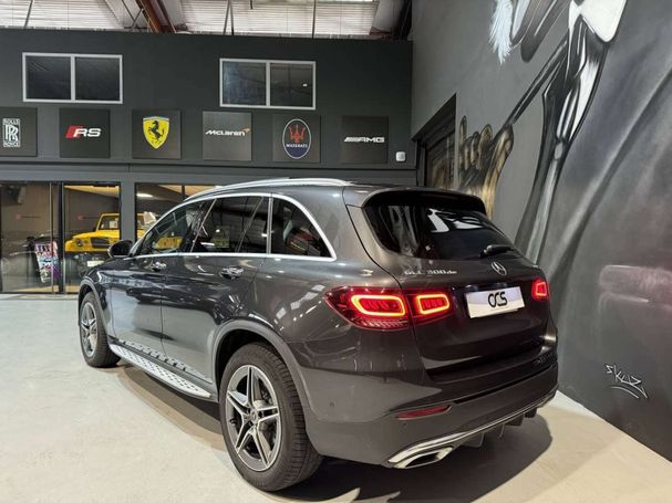 Mercedes-Benz GLC 300 e 4Matic 236 kW image number 4