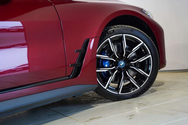 BMW i4 eDrive M Sport Pro 210 kW image number 18