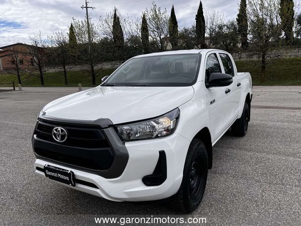 Toyota Hilux Double D Cab 2.4 4D 4WD Comfort 110 kW image number 1