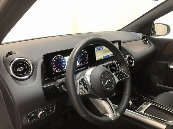 Mercedes-Benz B 250 165 kW image number 11