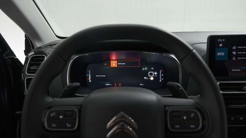 Car image 38