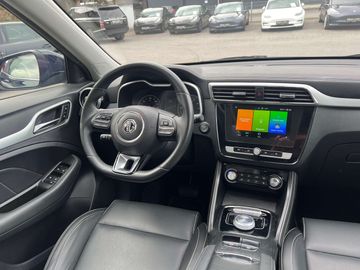 Car image 11