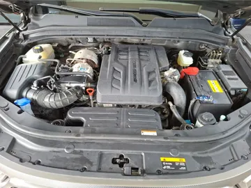 Car image 27