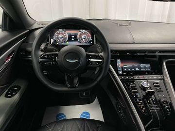 Car image 33