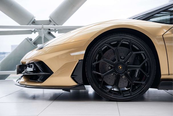 Lamborghini Aventador Roadster SVJ 566 kW image number 32