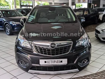 Car image 5