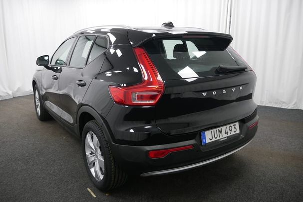 Volvo XC40 D3 Momentum 111 kW image number 4