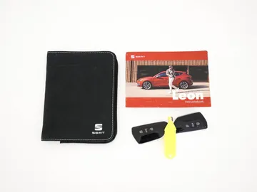 Car image 33