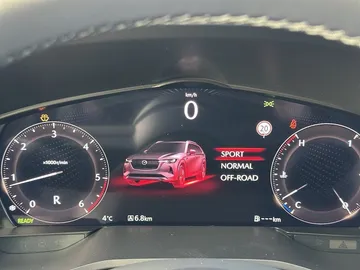 Car image 23