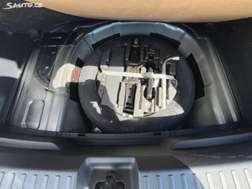 Car image 31