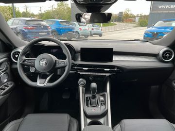 Car image 10