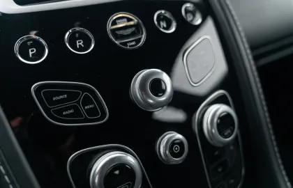 Car image 21