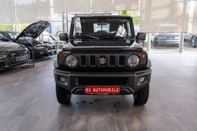 Car image 5