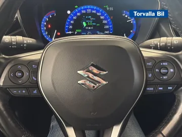 Car image 15